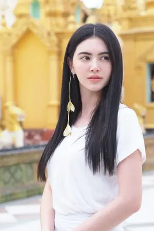 ปก นินสิปัน