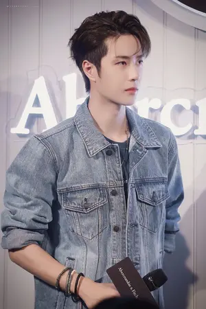 ปก Falling in​ love​ with​ you // ป๋อจ้าน (END)